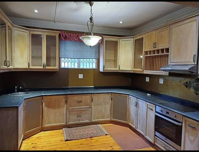 3 BEDROOM PROPERTY TO RENT IN GLENWOOD